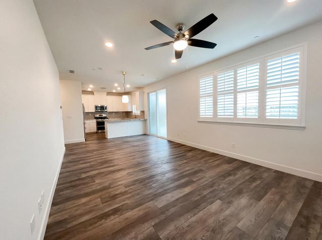 2153 Lake Range Way, Roseville, CA 95747