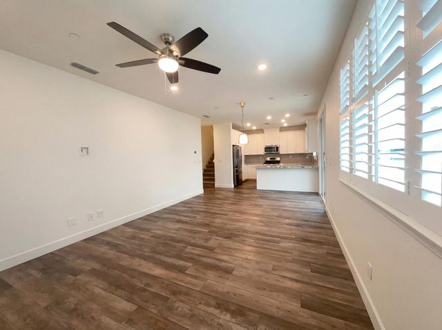 2153 Lake Range Way, Roseville, CA 95747