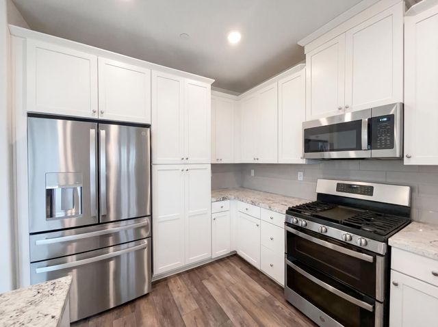 2153 Lake Range Way, Roseville, CA 95747