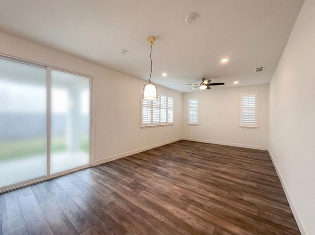 2153 Lake Range Way, Roseville, CA 95747