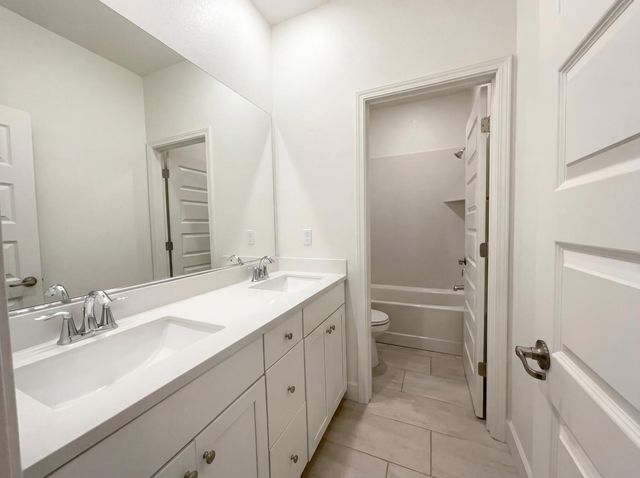 2153 Lake Range Way, Roseville, CA 95747