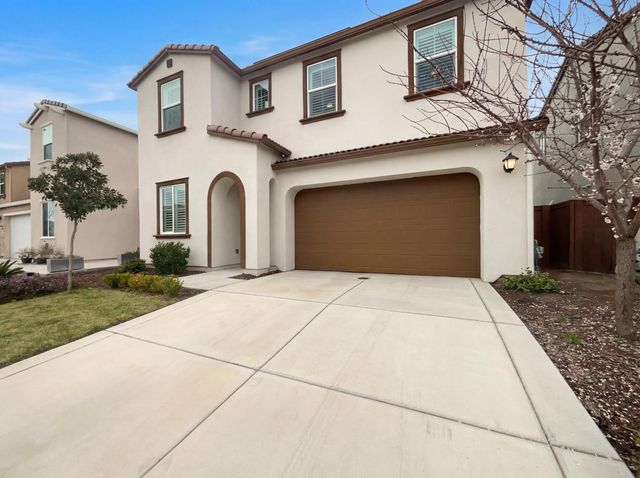 2153 Lake Range Way, Roseville, CA 95747
