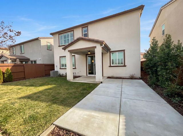 2153 Lake Range Way, Roseville, CA 95747