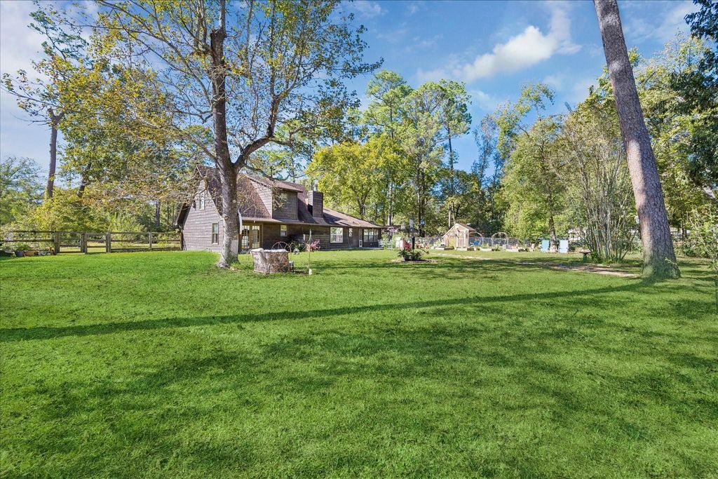 6B Davidson Lane, Huffman, TX 77336