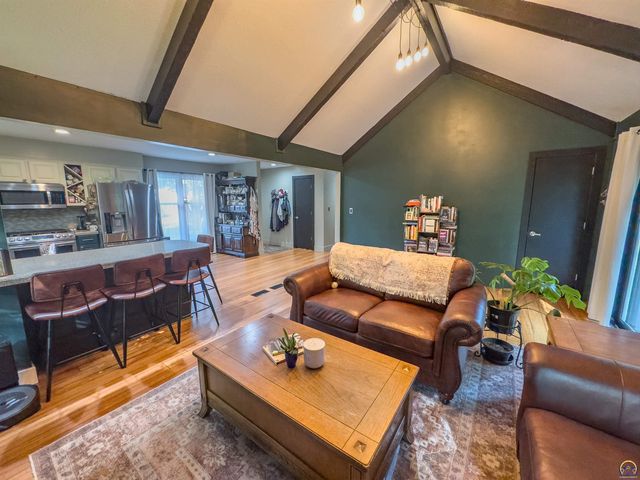 1611 Kiowa ST, Leavenworth, KS 66048