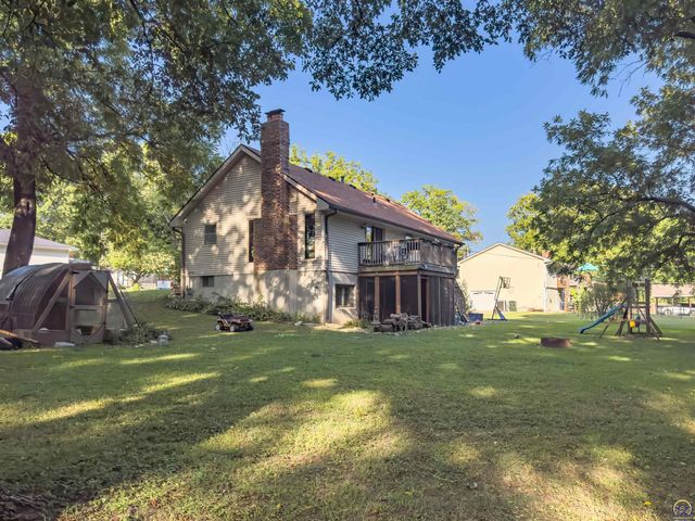 1611 Kiowa ST, Leavenworth, KS 66048