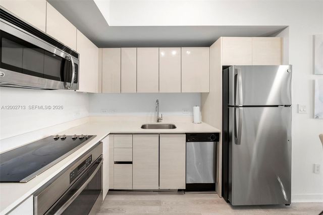 2602 E Hallandale Beach Blvd R1104, Hallandale Beach, FL 33009