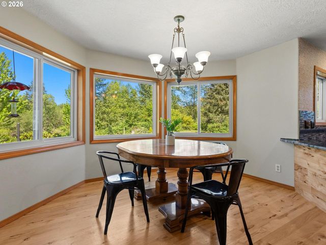 16777 S UNION MILLS Rd, Mulino, OR 97042