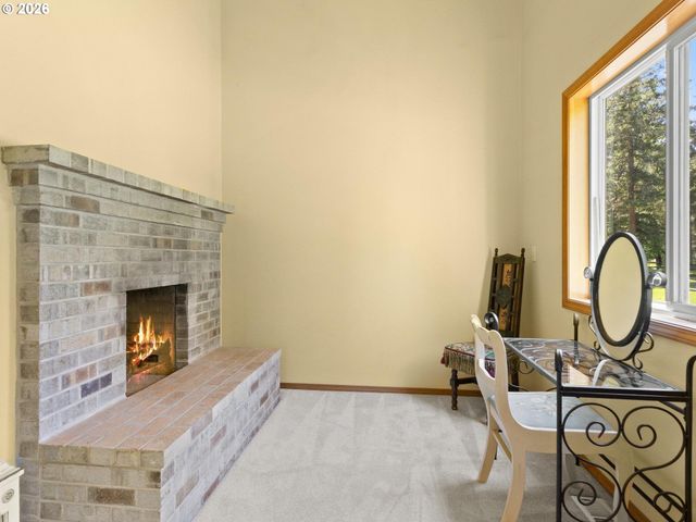 16777 S UNION MILLS Rd, Mulino, OR 97042