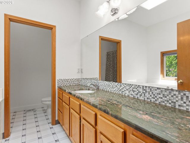 16777 S UNION MILLS Rd, Mulino, OR 97042