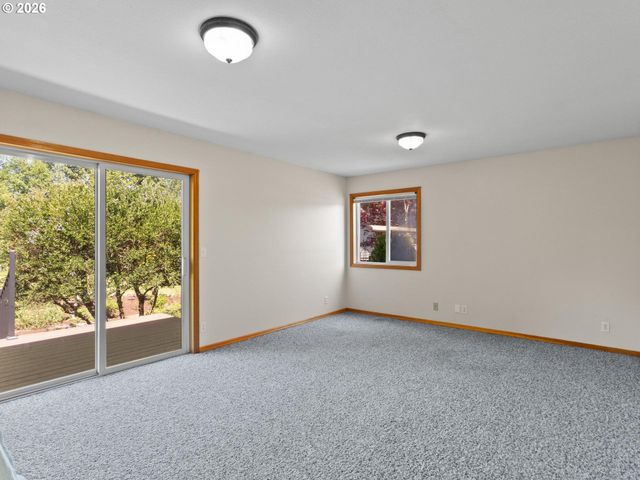 16777 S UNION MILLS Rd, Mulino, OR 97042