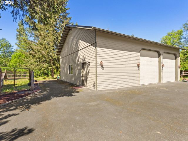 16777 S UNION MILLS Rd, Mulino, OR 97042