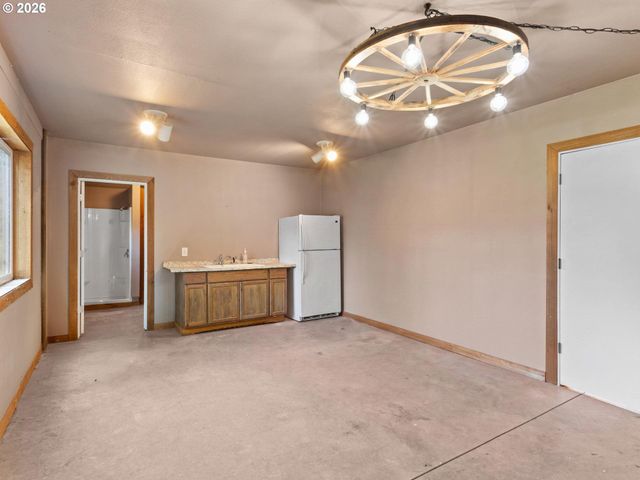 16777 S UNION MILLS Rd, Mulino, OR 97042