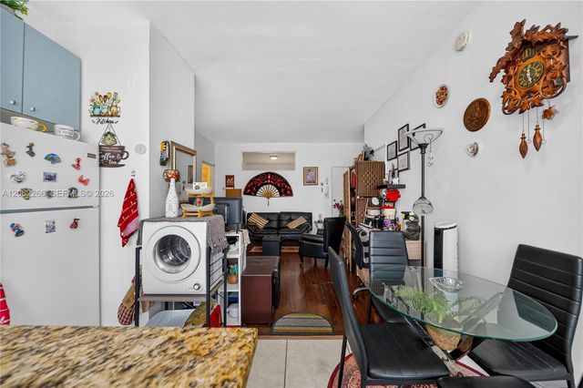 836 10th St 8, Miami Beach, FL 33139