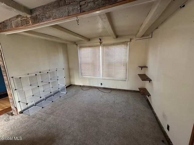 98 Point Breeze Road, Saratoga Springs, NY 12866