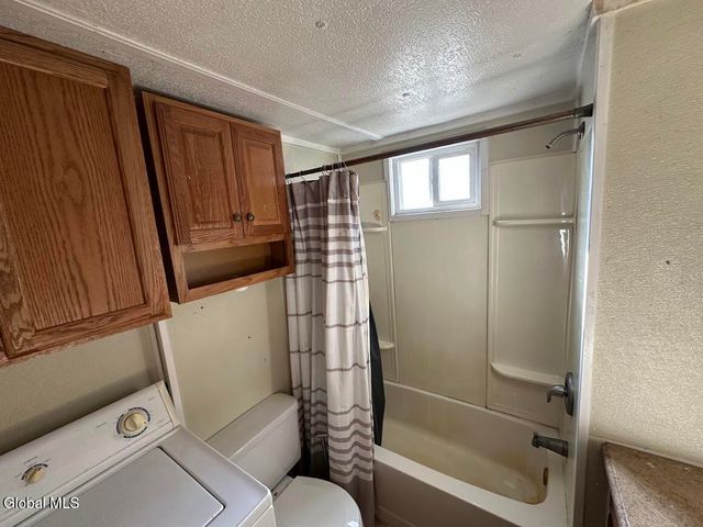 98 Point Breeze Road, Saratoga Springs, NY 12866