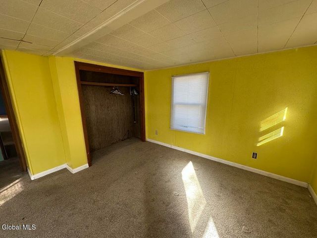 98 Point Breeze Road, Saratoga Springs, NY 12866