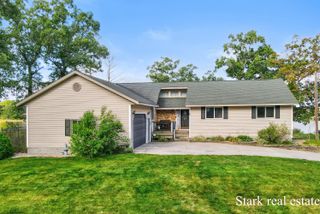 167 E Lincoln Road, Twin Lake, MI 49457