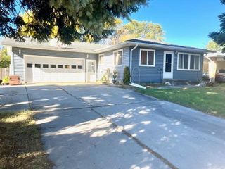 1107 10th Street N, Moorhead, MN 56560