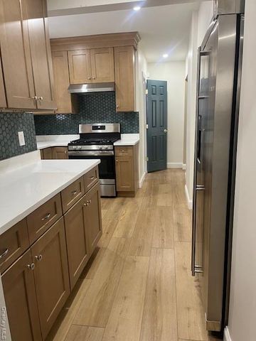 8540 111th Street 2, Richmond Hill, NY 11418