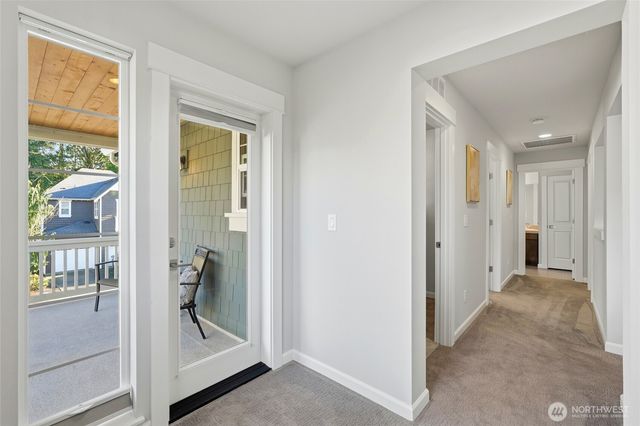 1447 247th Avenue NE, Sammamish, WA 98074