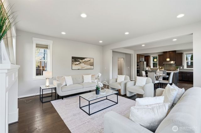 1447 247th Avenue NE, Sammamish, WA 98074