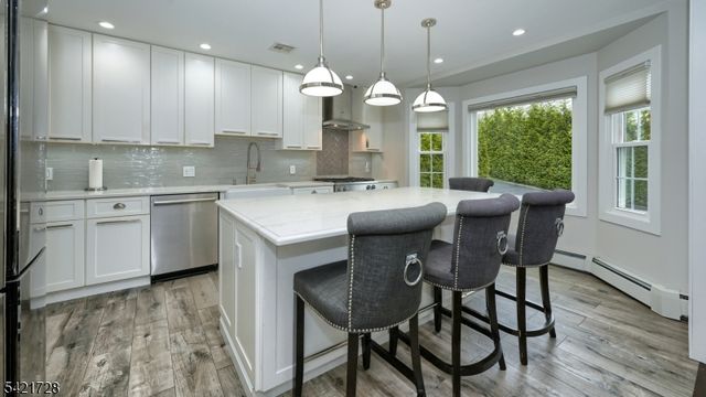 84 Brandon Ave, Wayne Twp., NJ 07470