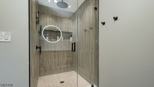 84 Brandon Ave, Wayne Twp., NJ 07470