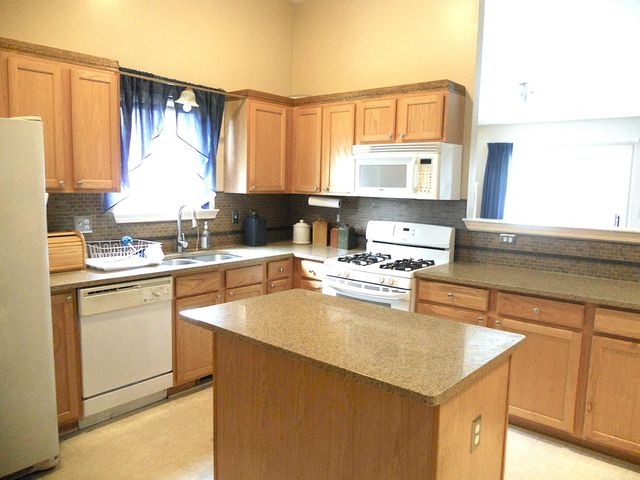 7130 Poplar Drive, Ypsilanti, MI 48197