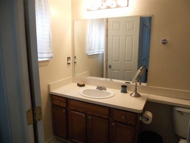 7130 Poplar Drive, Ypsilanti, MI 48197