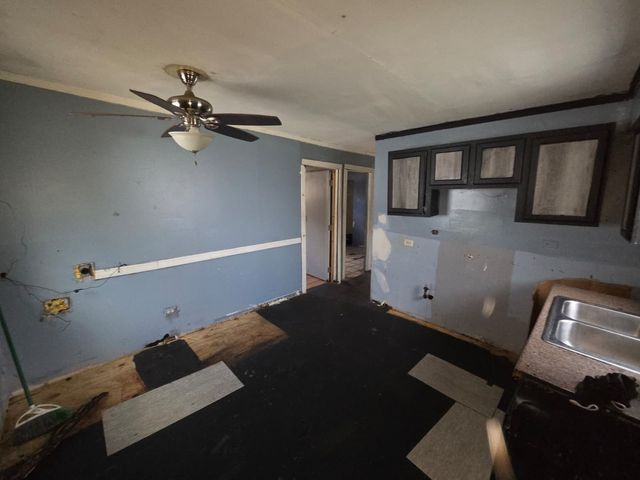 4132 W 138th Street, Robbins, IL 60472