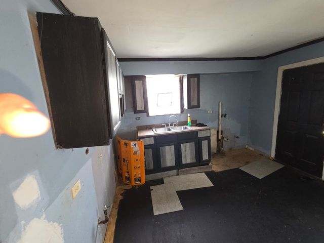 4132 W 138th Street, Robbins, IL 60472