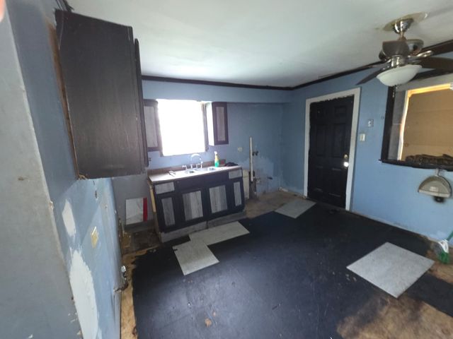 4132 W 138th Street, Robbins, IL 60472