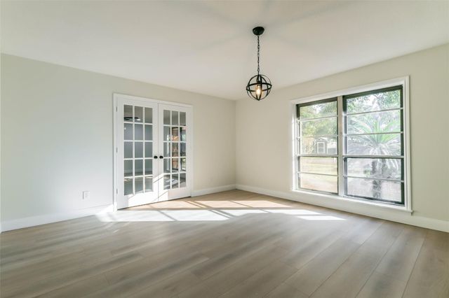 8102 Dellanera Drive, Hitchcock, TX 77563