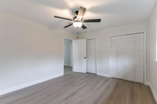 8102 Dellanera Drive, Hitchcock, TX 77563