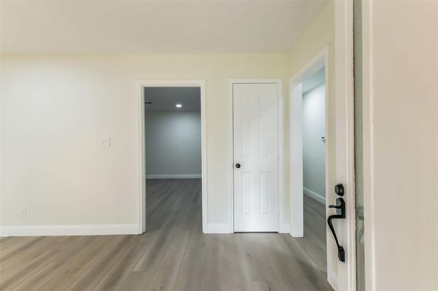 8102 Dellanera Drive, Hitchcock, TX 77563