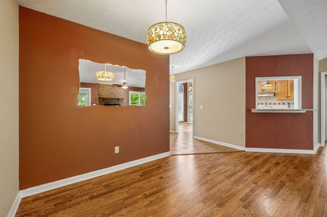 107 Keri Dr, Pleasant View, TN 37146