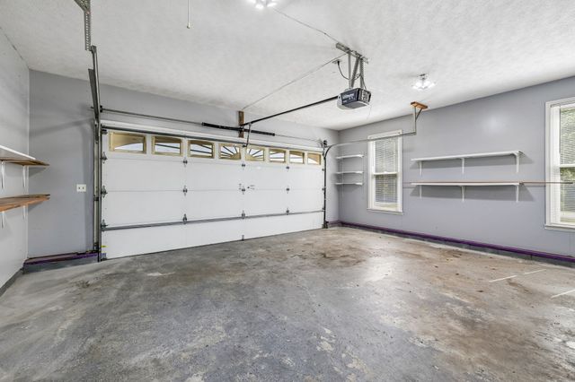 107 Keri Dr, Pleasant View, TN 37146