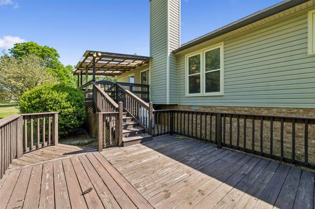 107 Keri Dr, Pleasant View, TN 37146