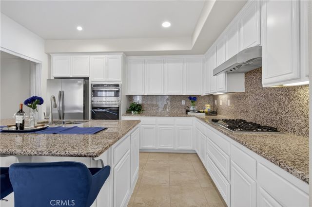 15614 Nahin, Canyon Country, CA 91387