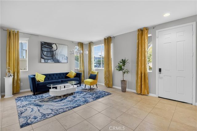 15614 Nahin, Canyon Country, CA 91387