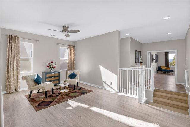 15614 Nahin, Canyon Country, CA 91387