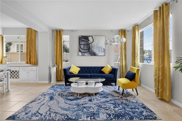 15614 Nahin, Canyon Country, CA 91387