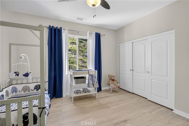 15614 Nahin, Canyon Country, CA 91387