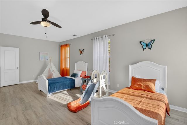 15614 Nahin, Canyon Country, CA 91387