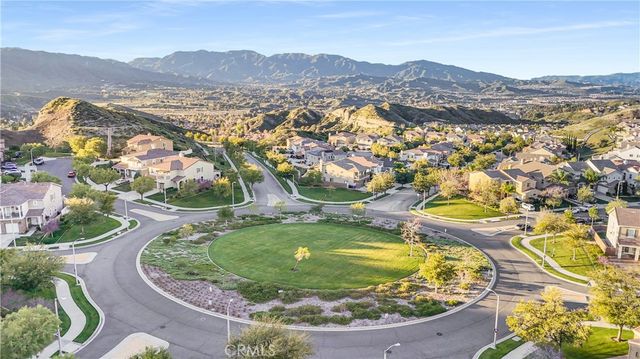 15614 Nahin, Canyon Country, CA 91387