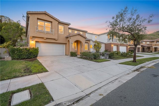 15614 Nahin, Canyon Country, CA 91387