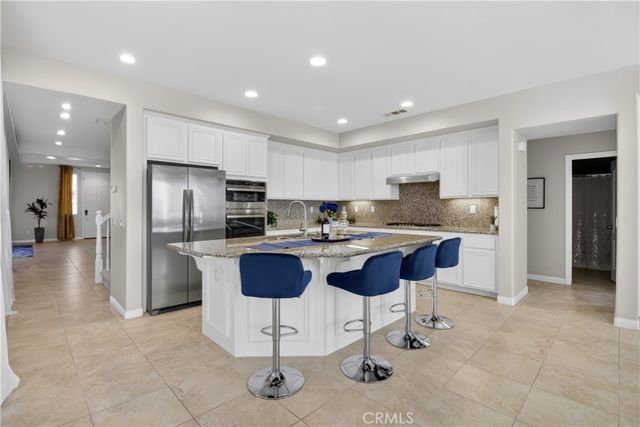 15614 Nahin, Canyon Country, CA 91387