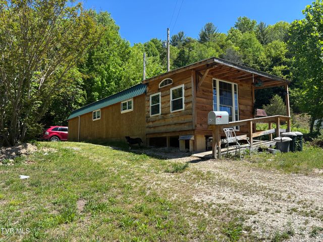 9438 Roan Creek Road, Butler, TN 37640