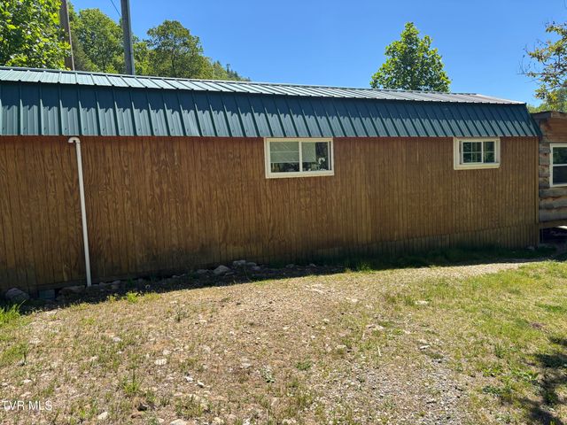 9438 Roan Creek Road, Butler, TN 37640